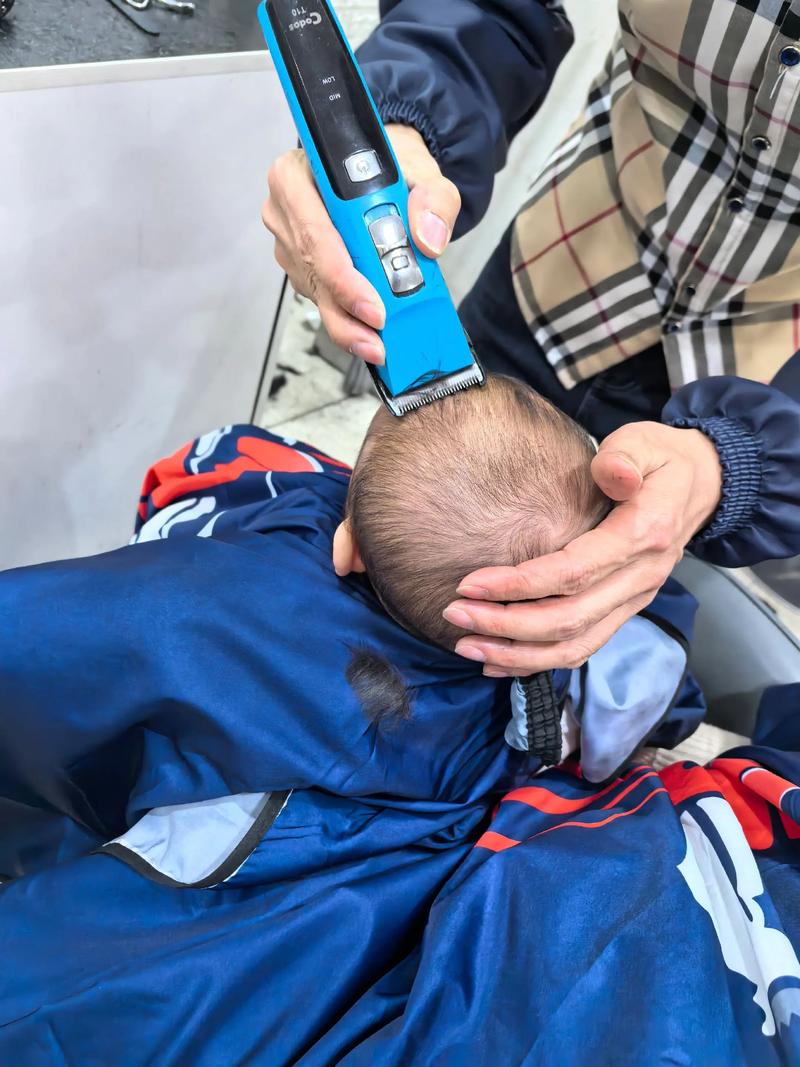 2026年4月10日剃胎发吉时是什么时候？