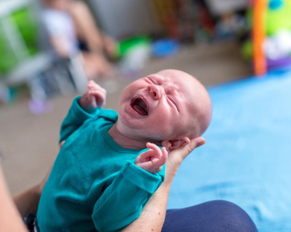 婴儿出生哭声忒别响亮，这样的命运会如何呢？