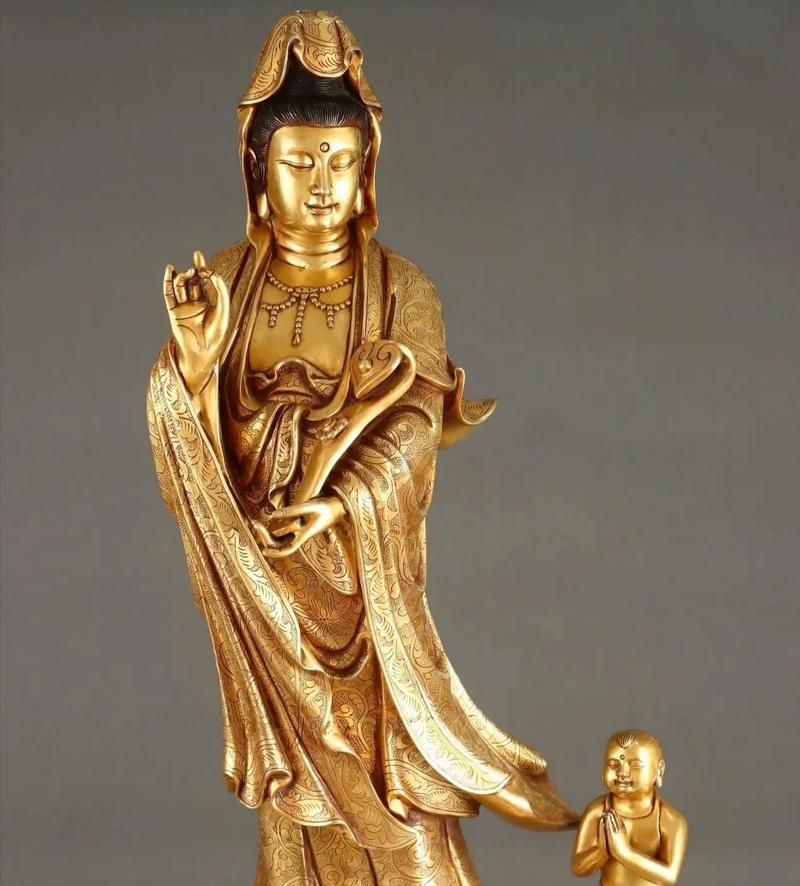 供奉童子命的人需要供拜哪些神灵或物品？